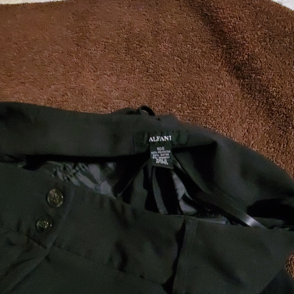 Pants - Picture 2 of 3